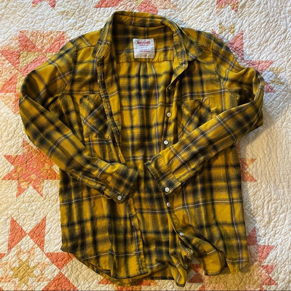 Womens Mossimo Boyfriend Fit Flannel in size L